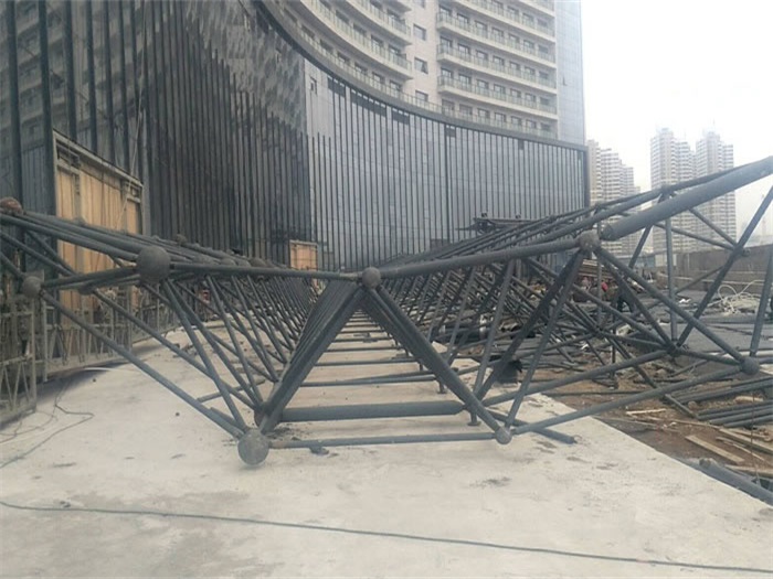 西安万豪酒店雨棚网架